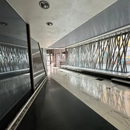 Appartement Gallery The Center 5 Floor, Free Garage, Big Terrace